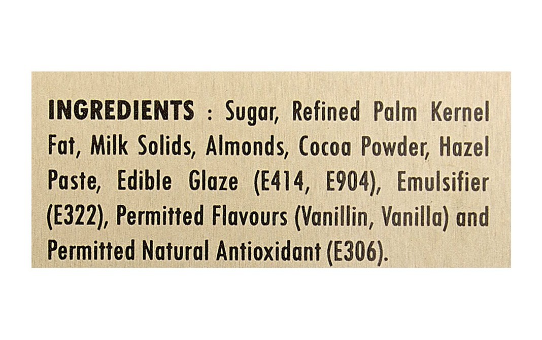 Sapphire Almonds (Covered with Milk Choco)   Box  200 grams